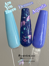 Load image into Gallery viewer, Demure