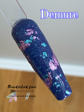 Load image into Gallery viewer, Demure