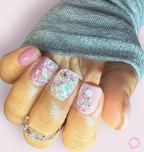 Load image into Gallery viewer, Frosted Garden