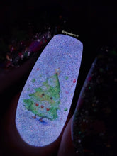 Load image into Gallery viewer, Ghosted G L O W