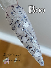 Load image into Gallery viewer, Boo (Glow)