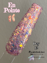 Load image into Gallery viewer, En Pointe