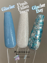 Load image into Gallery viewer, Fresh Fallen Snow