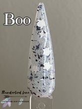 Load image into Gallery viewer, Boo (Glow)