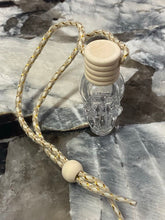 Load image into Gallery viewer, 8 ml Skull Diffuser