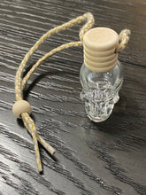 Load image into Gallery viewer, 8 ml Skull Diffuser