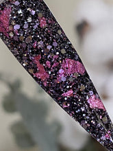 Load image into Gallery viewer, Grunge Chic is a mix of slate, black, silver, matte lilac, and gun metal fine glitters with lavender foil flakes.