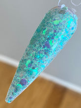 Load image into Gallery viewer, Scales of a Mermaid