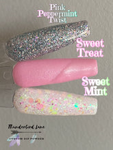 Load image into Gallery viewer, Sweet Treat