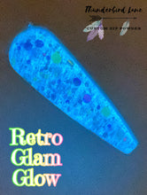 Load image into Gallery viewer, Retro Glam Glow