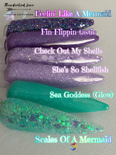 Load image into Gallery viewer, Scales of a Mermaid