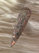 Load image into Gallery viewer, Macro Shot