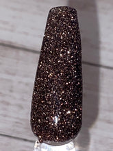 Load image into Gallery viewer, Lurky