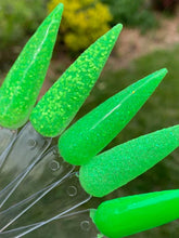 Load image into Gallery viewer, Appletini Glo