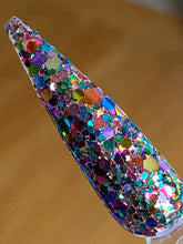 Load image into Gallery viewer, Grass Dancer