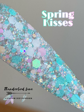Load image into Gallery viewer, Spring Kisses