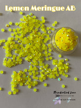 Load image into Gallery viewer, Decorative Nail Crystals