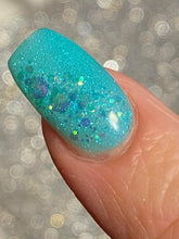 Load image into Gallery viewer, Scales of a Mermaid