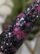 Load image into Gallery viewer, Grunge Chic is a mix of slate, black, silver, matte lilac, and gun metal fine glitters with lavender foil flakes.  
