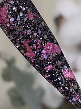 Load image into Gallery viewer, Grunge Chic is a mix of slate, black, silver, matte lilac, and gun metal fine glitters with lavender foil flakes.  
